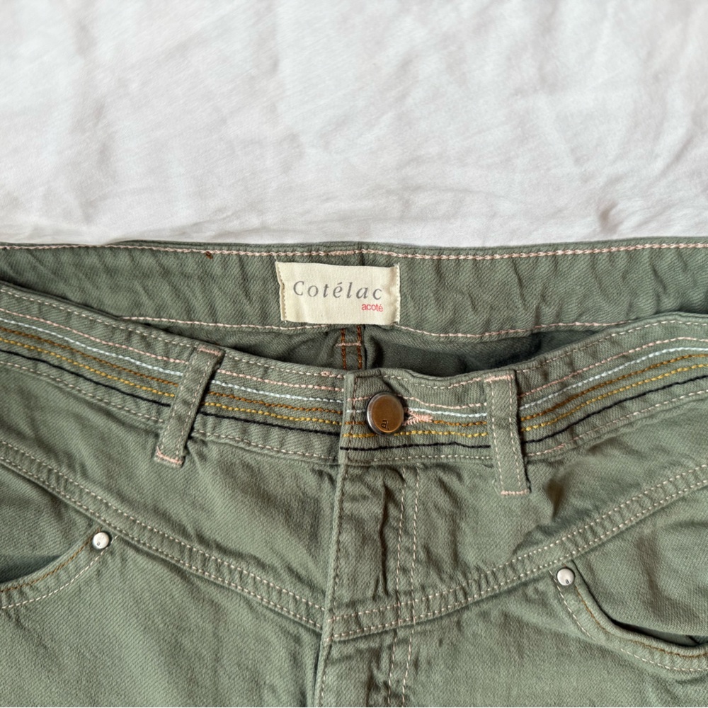 Green Straight Leg Pants for Effortless Style